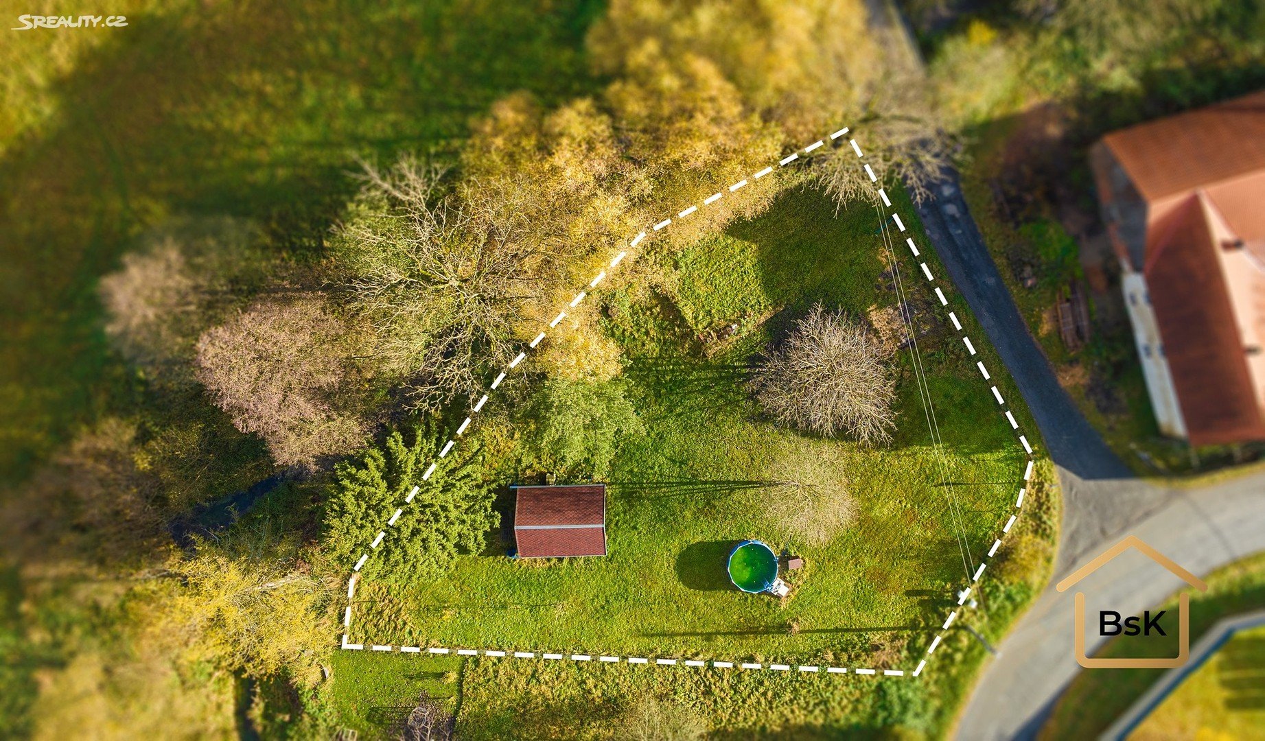 Prodej  stavebního pozemku 1 424 m²