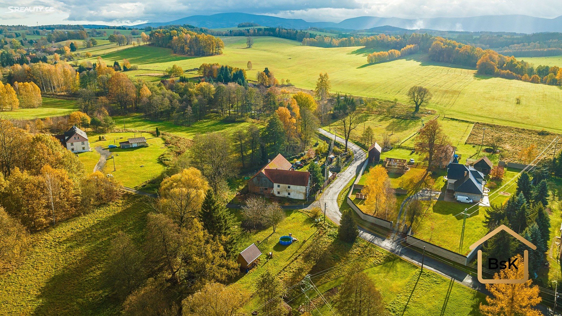 Prodej  stavebního pozemku 1 424 m²
