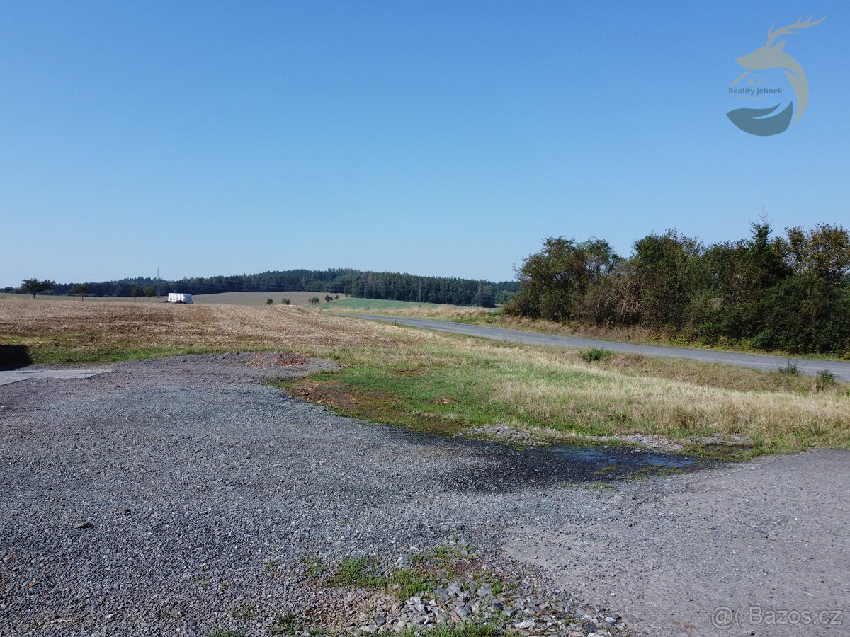 Investiční prodej pozemku ce Skočicích u Přeštic 1700 m² s v