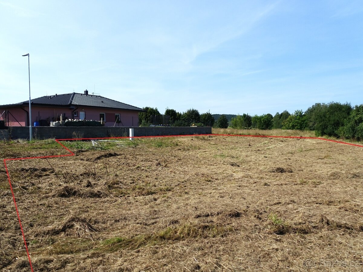 Stavební pozemek 1 223 m²