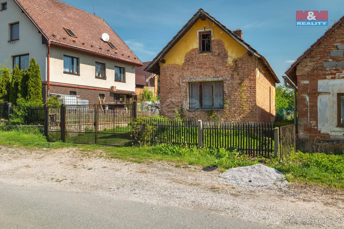 Prodej pozemku 1198 m2 v Úlibicích
