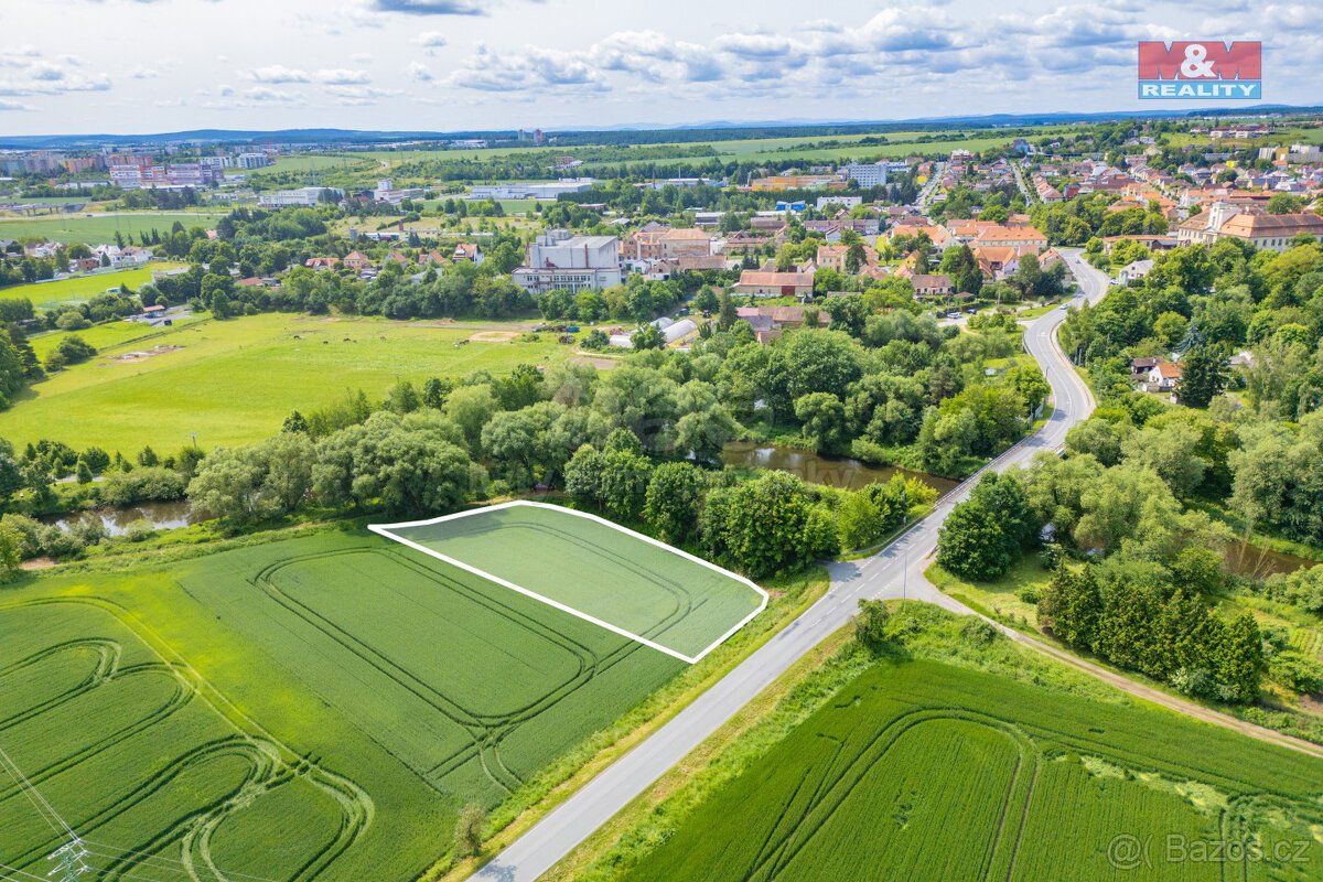 Prodej pole, 2210 m², Plzeň, ul. Zámecká