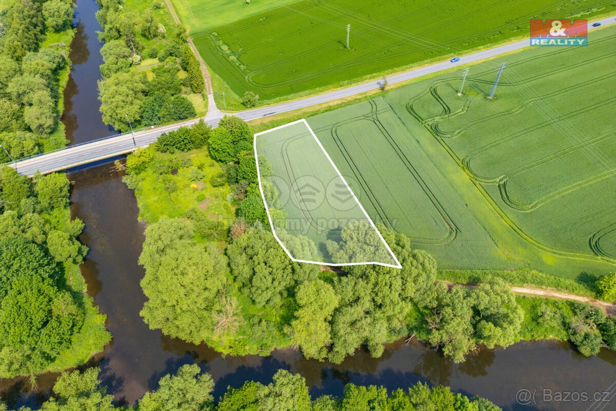 Prodej pole, 2210 m², Plzeň, ul. Zámecká