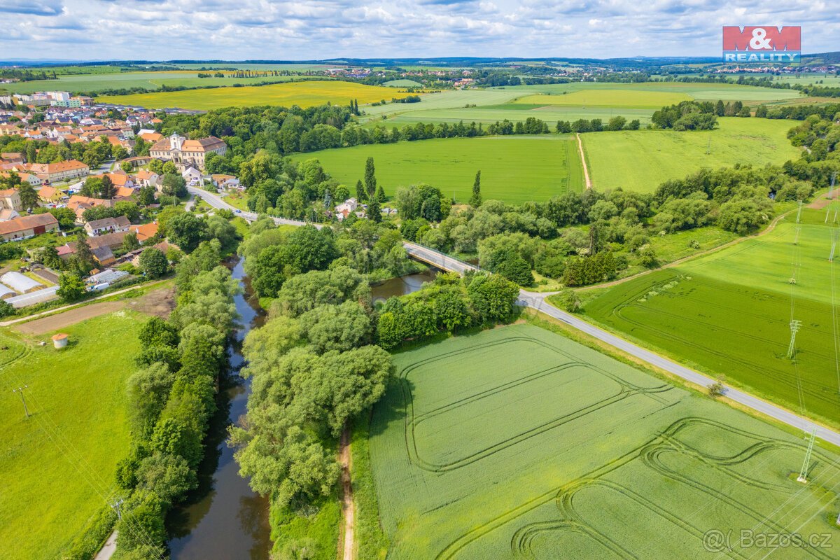 Prodej pole, 2210 m², Plzeň, ul. Zámecká