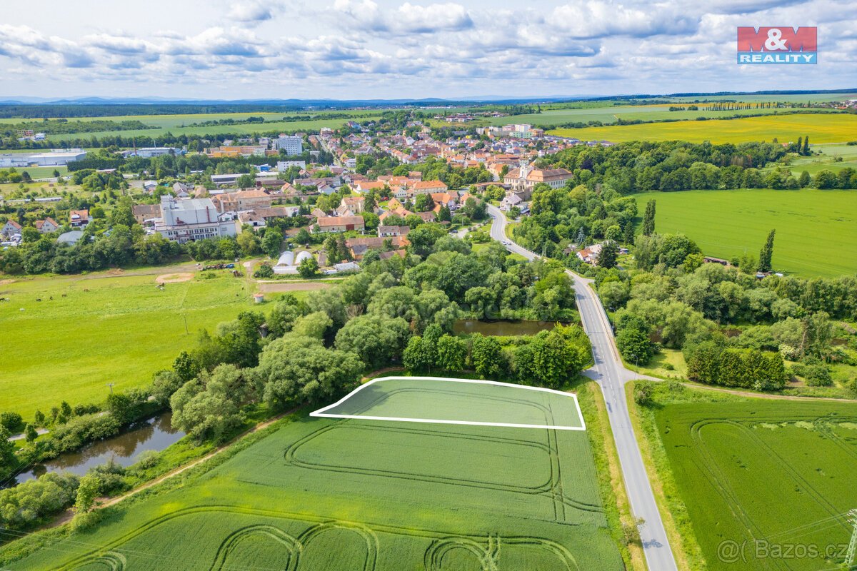 Prodej pole, 2210 m², Plzeň, ul. Zámecká