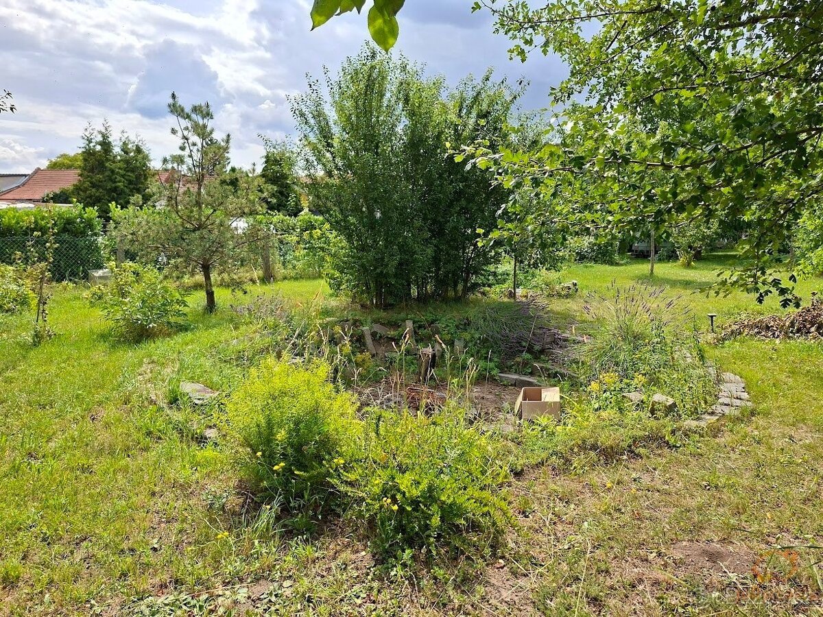 Prodej stavebního pozemku 799 m² - Vyškov - Nouzka