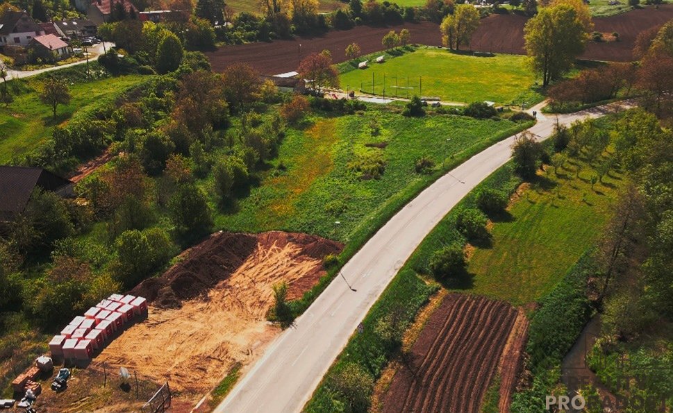 Prodej stavebního pozemku 861,5 m2 v Kyjově-Bohuslavicích, l