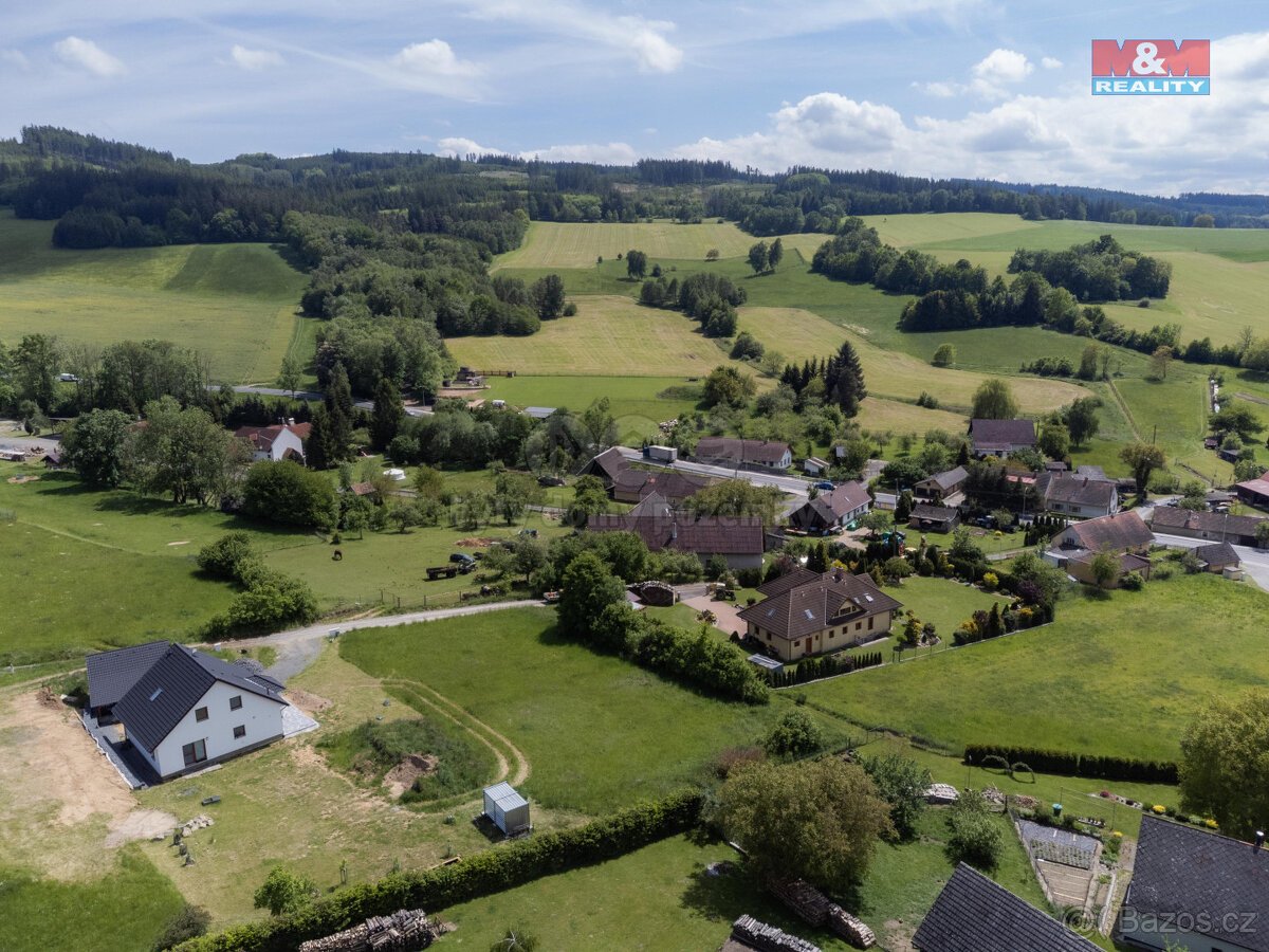 Prodej pozemku k bydlení, 1752 m², Kocourov