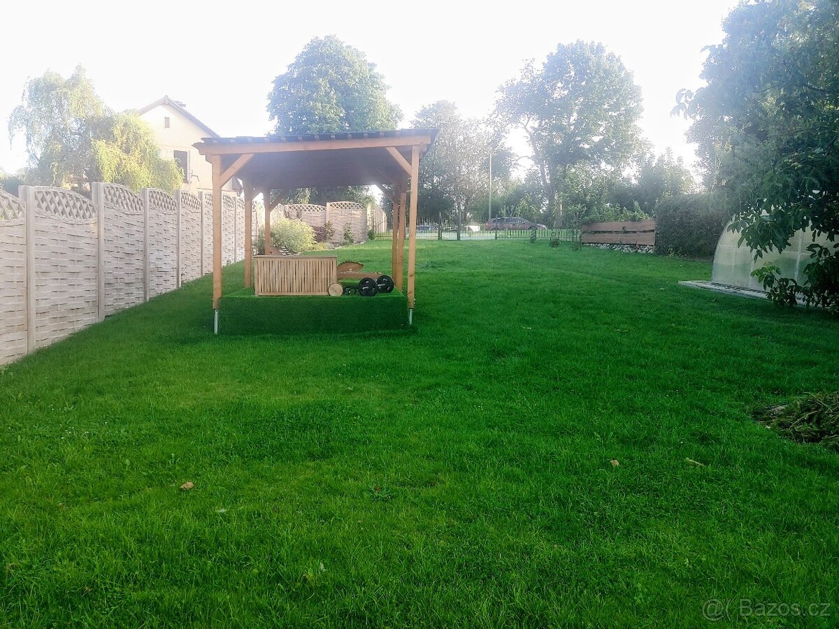 Stavební pozemek, zahrada, v Krajkové 700 m2
