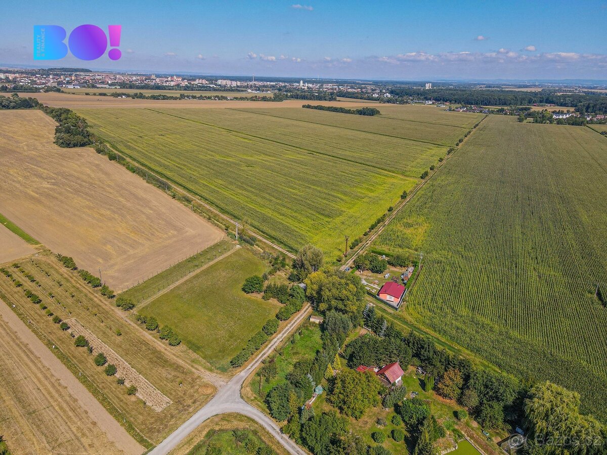 Prodej stavebního pozemku 1000 m², Trávník, Kroměříž