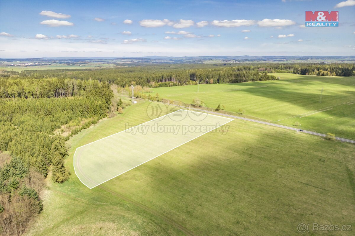 Prodej pole, 50360 m², Bezvěrov