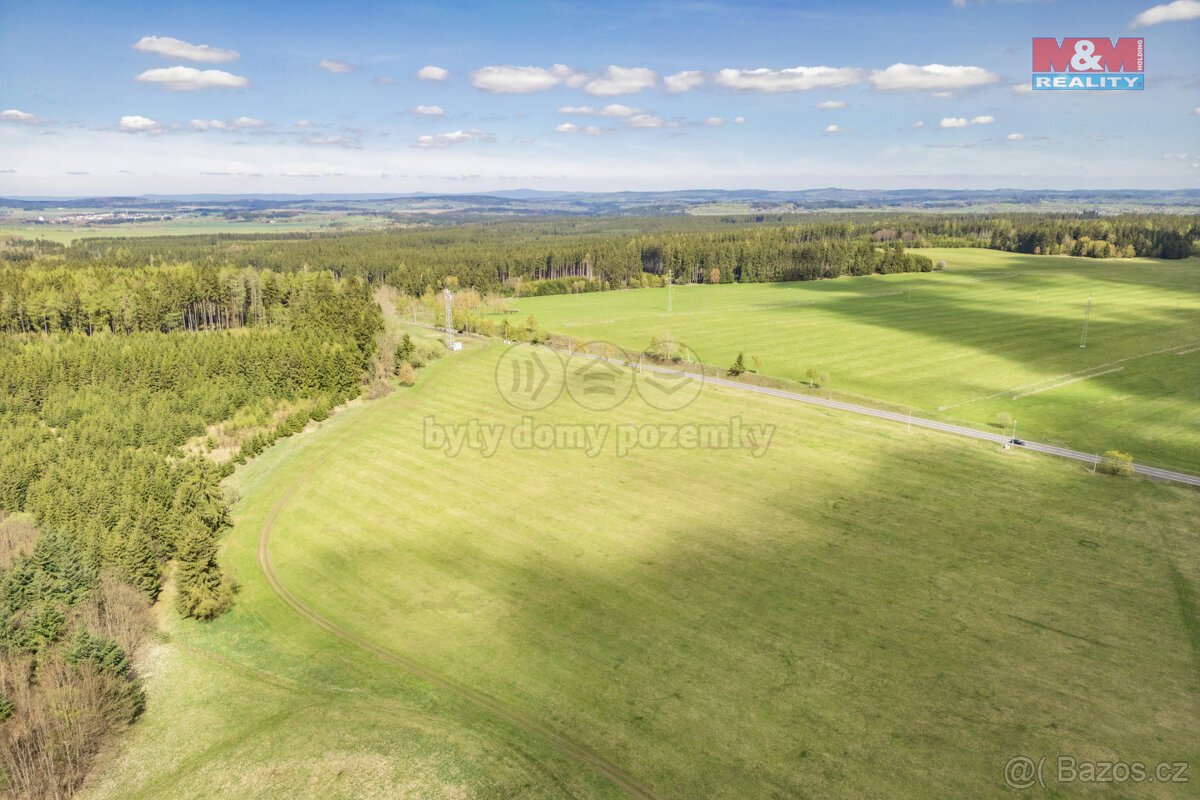 Prodej pole, 50360 m², Bezvěrov