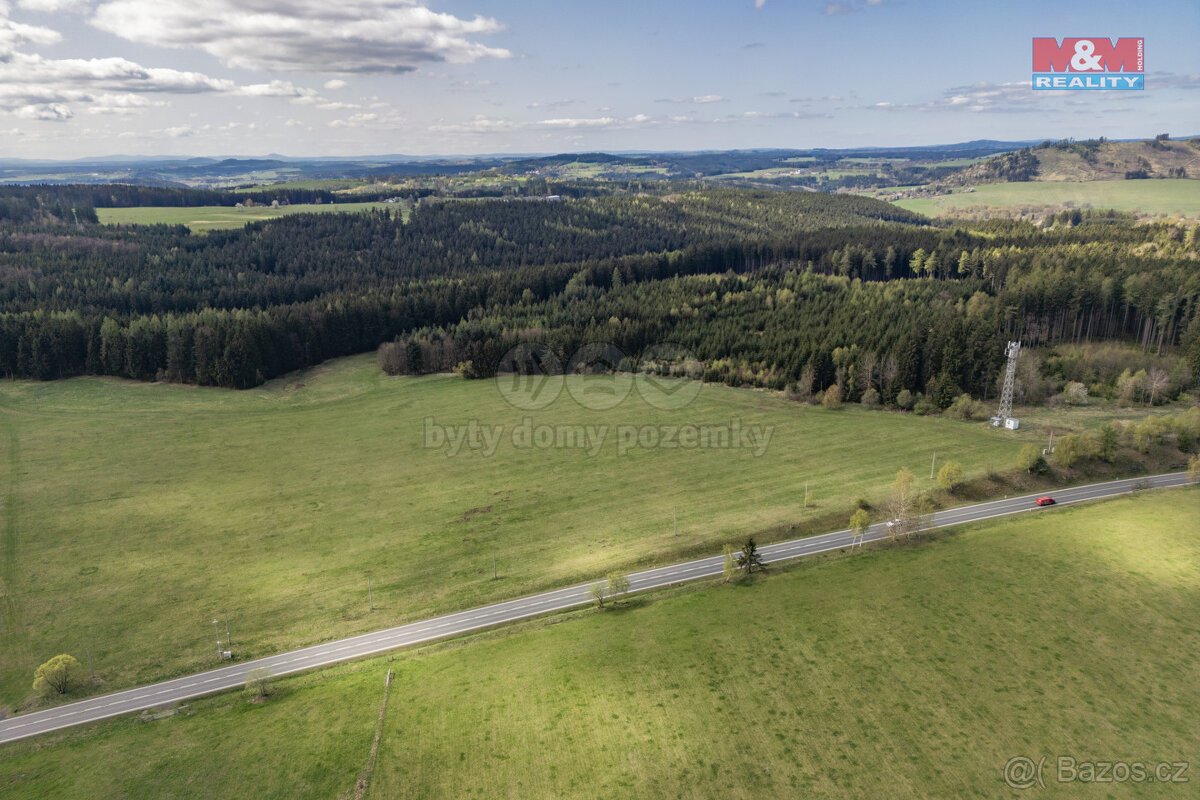 Prodej pole, 50360 m², Bezvěrov