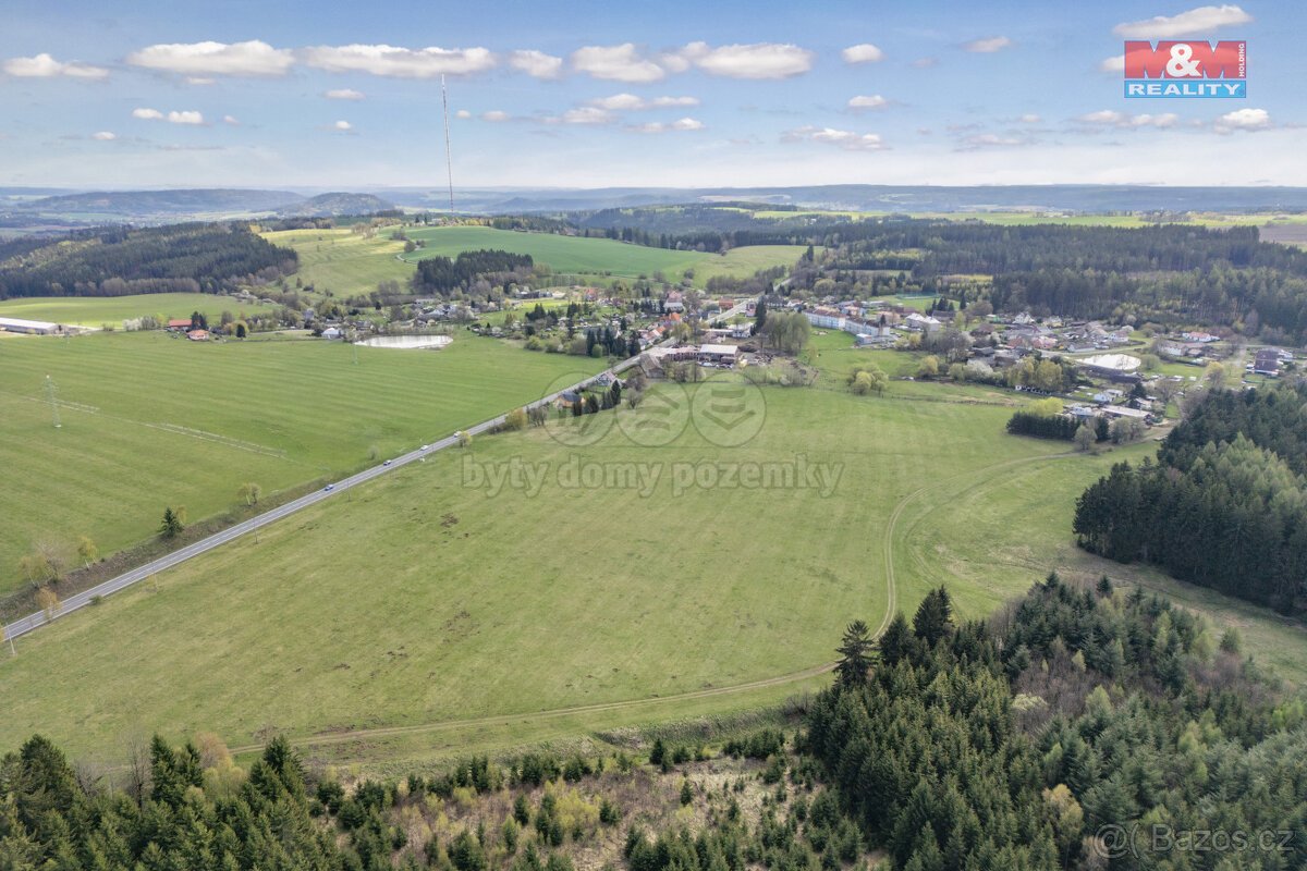 Prodej pole, 50360 m², Bezvěrov