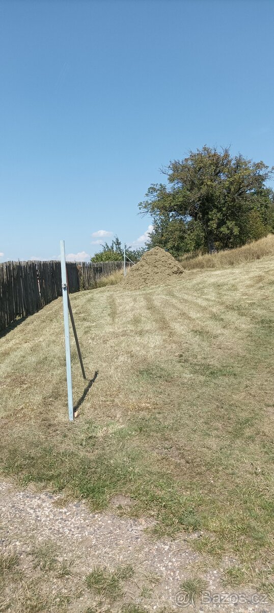 Pozemek Přečaply