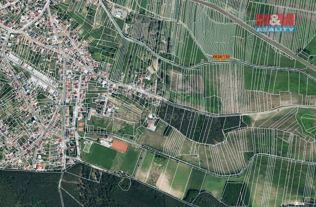 Prodej pole, 35 m², Vracov
