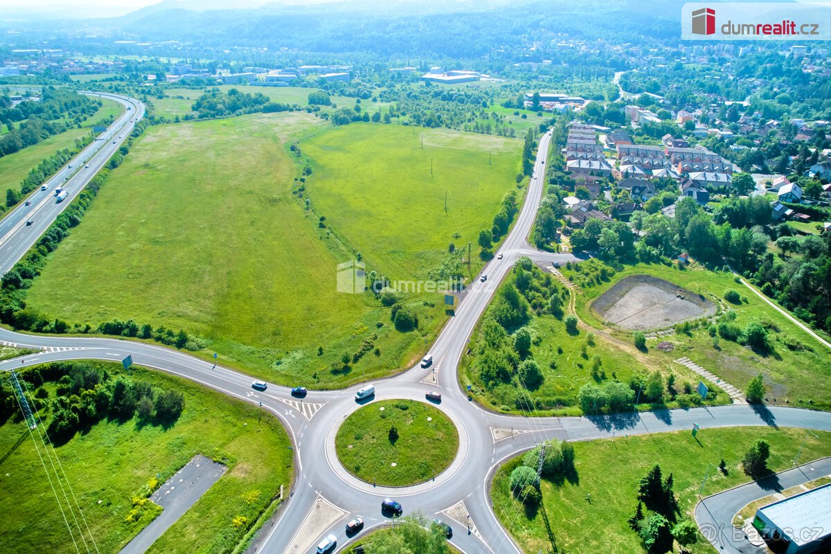 Prodej pozemku pro komerční využití v Karlových Varech