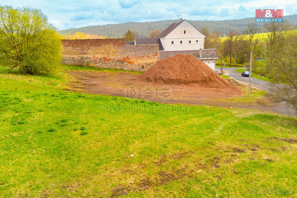 Prodej pozemku k bydlení 1148m2, v Pramenech u Mar. Lázní
