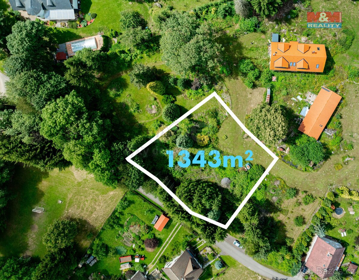 Prodej pozemku k bydlení v Zbinohách