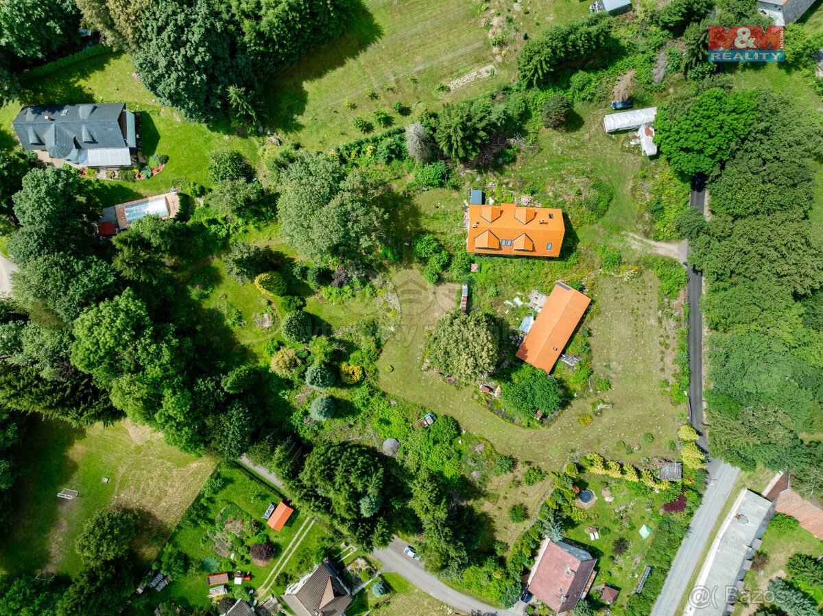 Prodej pozemku k bydlení v Zbinohách