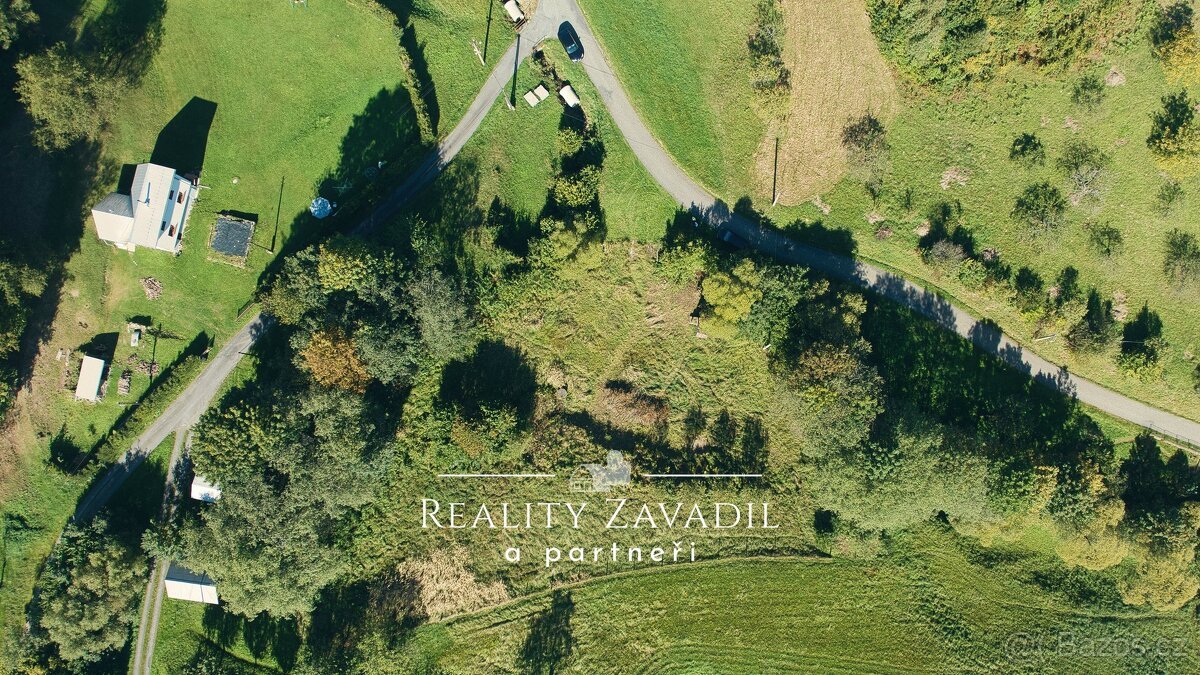 Prodej stavebního pozemku 1325m², Vsetín - Horní Jasenka