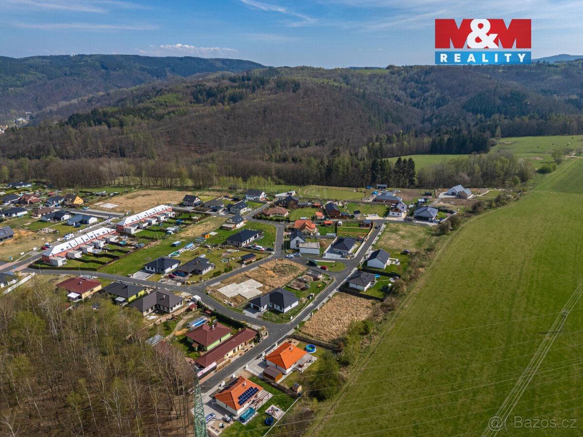 Prodej pozemku k bydlení, 993 m², Loket