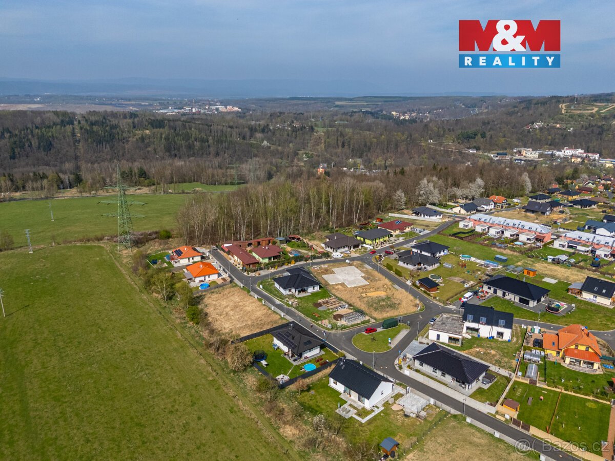 Prodej pozemku k bydlení, 993 m², Loket