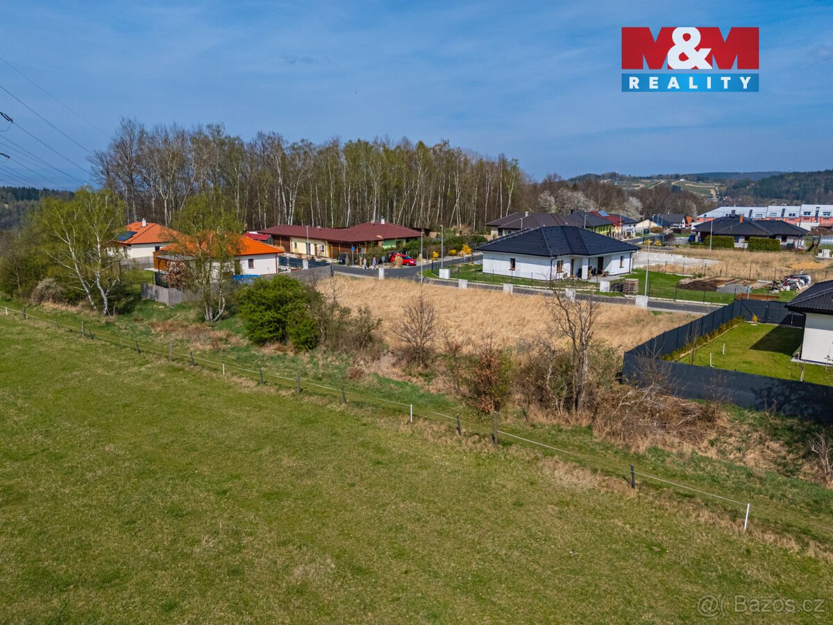 Prodej pozemku k bydlení, 993 m², Loket