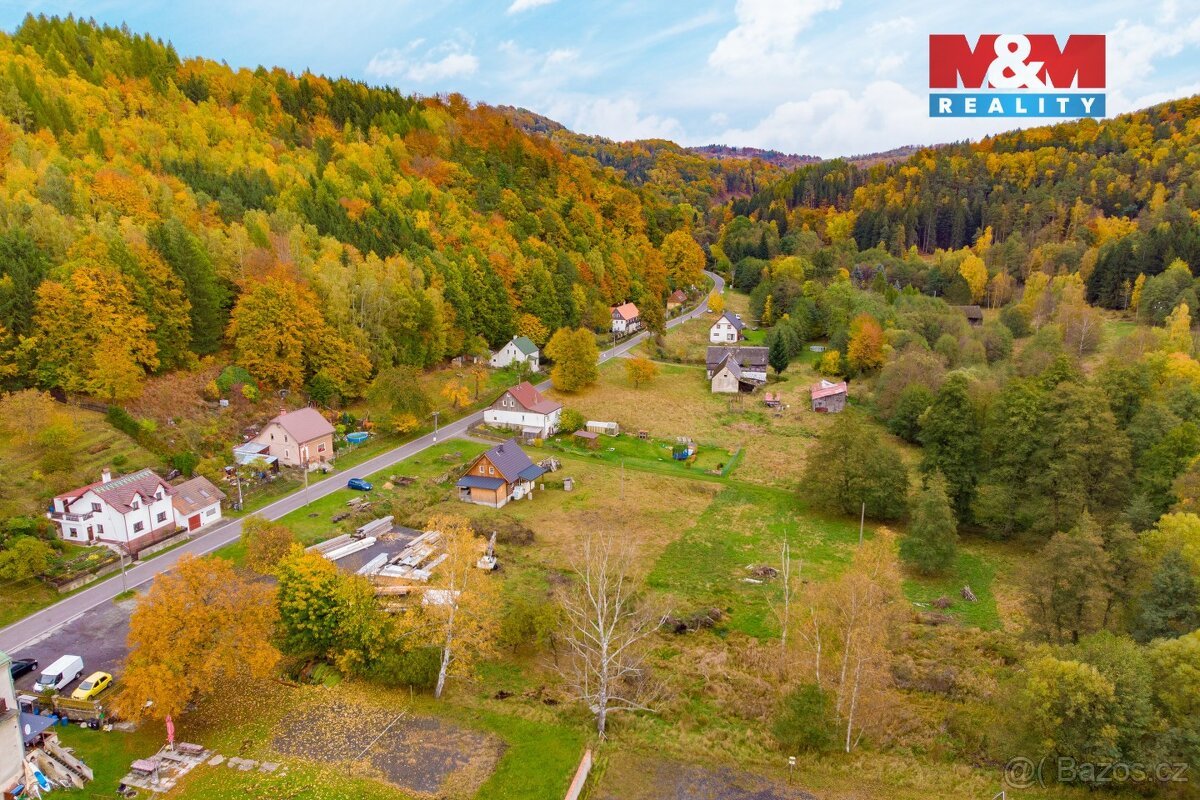 Prodej pozemku 4788 m², Prysk