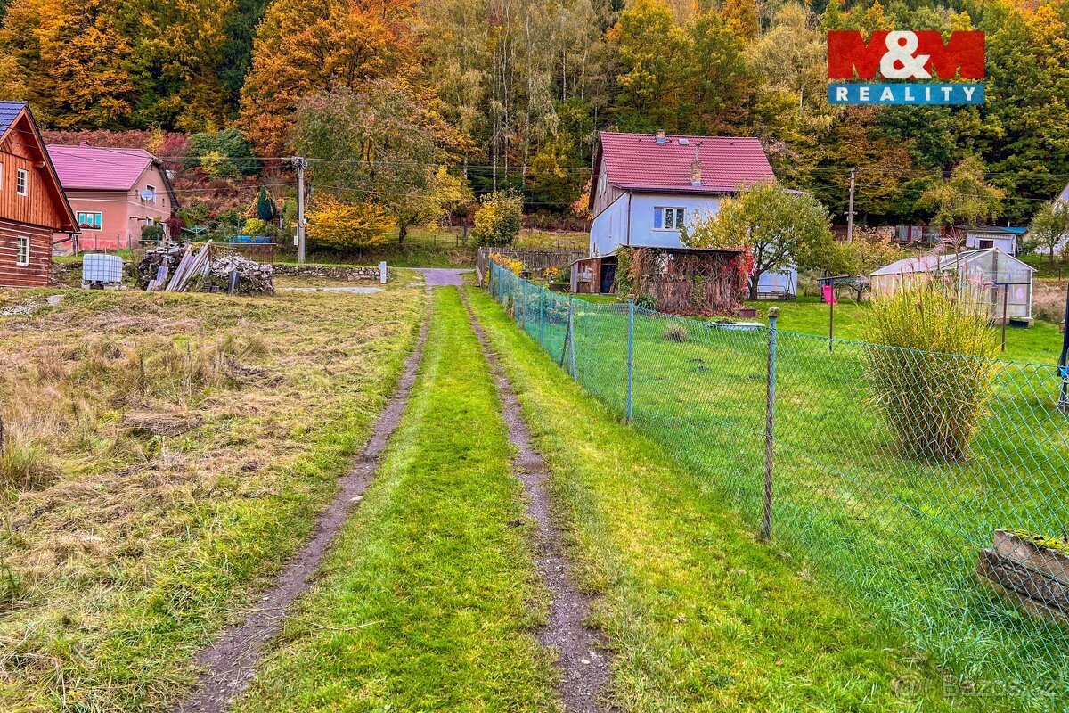 Prodej pozemku 4788 m², Prysk