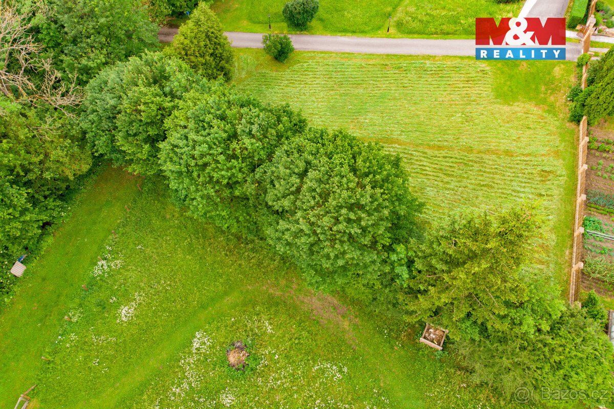Prodej pozemku k bydlení, 877 m², Chyjice