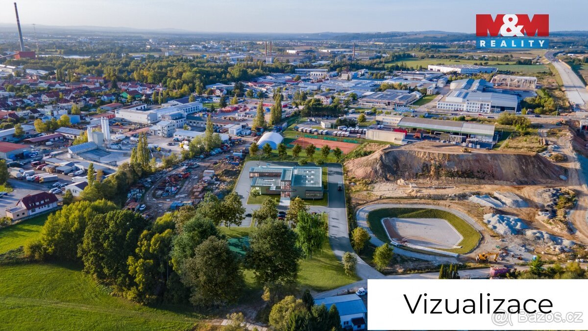 Prodej komerčního pozemku, 13000 m², Vráto
