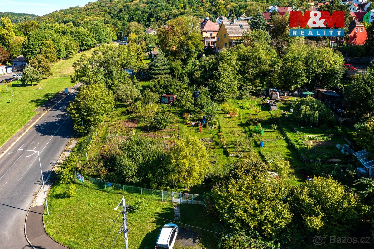 Prodej pozemků k bydlení, 2619 m², Ústí nad Labem - Střekov