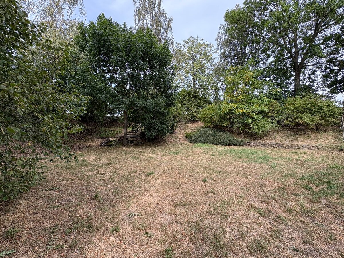 Prodej stavebního pozemku 1571 m² Přibyslav - Hřiště