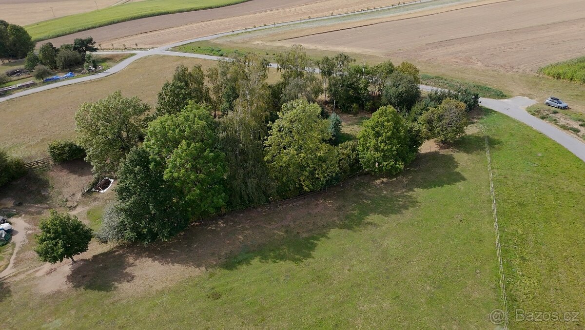 Prodej stavebního pozemku 1571 m² Přibyslav - Hřiště