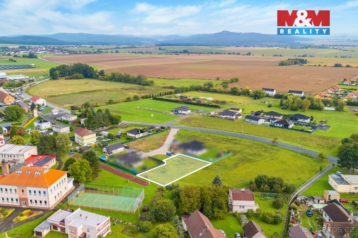 Prodej pozemku k bydlení, 1080 m², Osek
