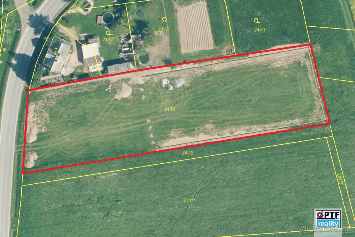 Prodej velkého stavebního pozemku (4014 m²), Horní Kozolupy