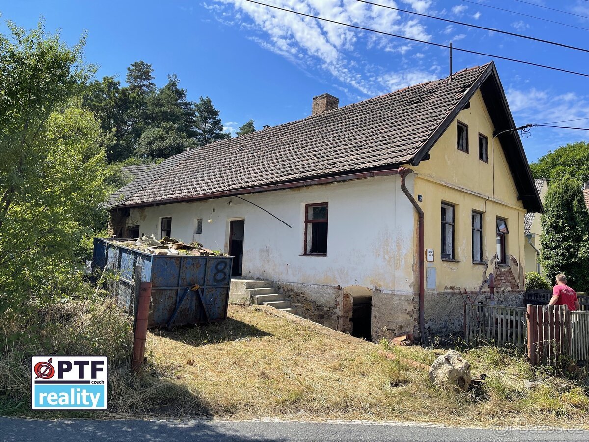 Pozemek se stavbou k rekonstrukci, 955 m² – Všepadly u Domaž