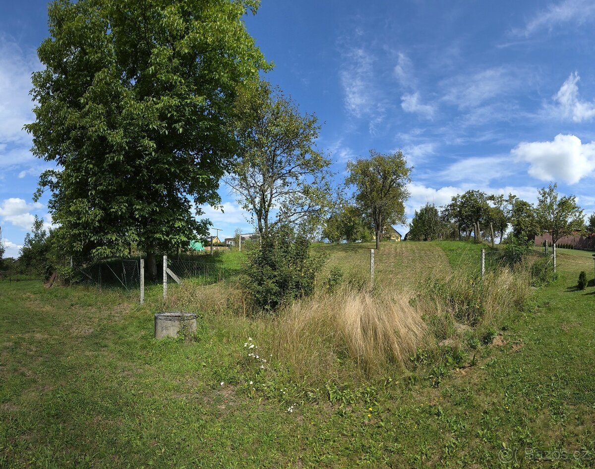 STAVEBNÍ/INVESTIČNÍ POZEMEK 324m2 Křekov, Valašsko