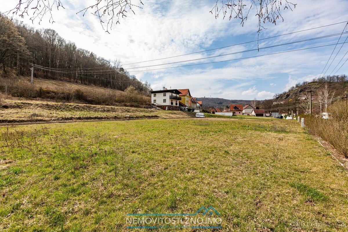 Prodej stavebního pozemku, 1000m2, v rekreační oblasti, Vran