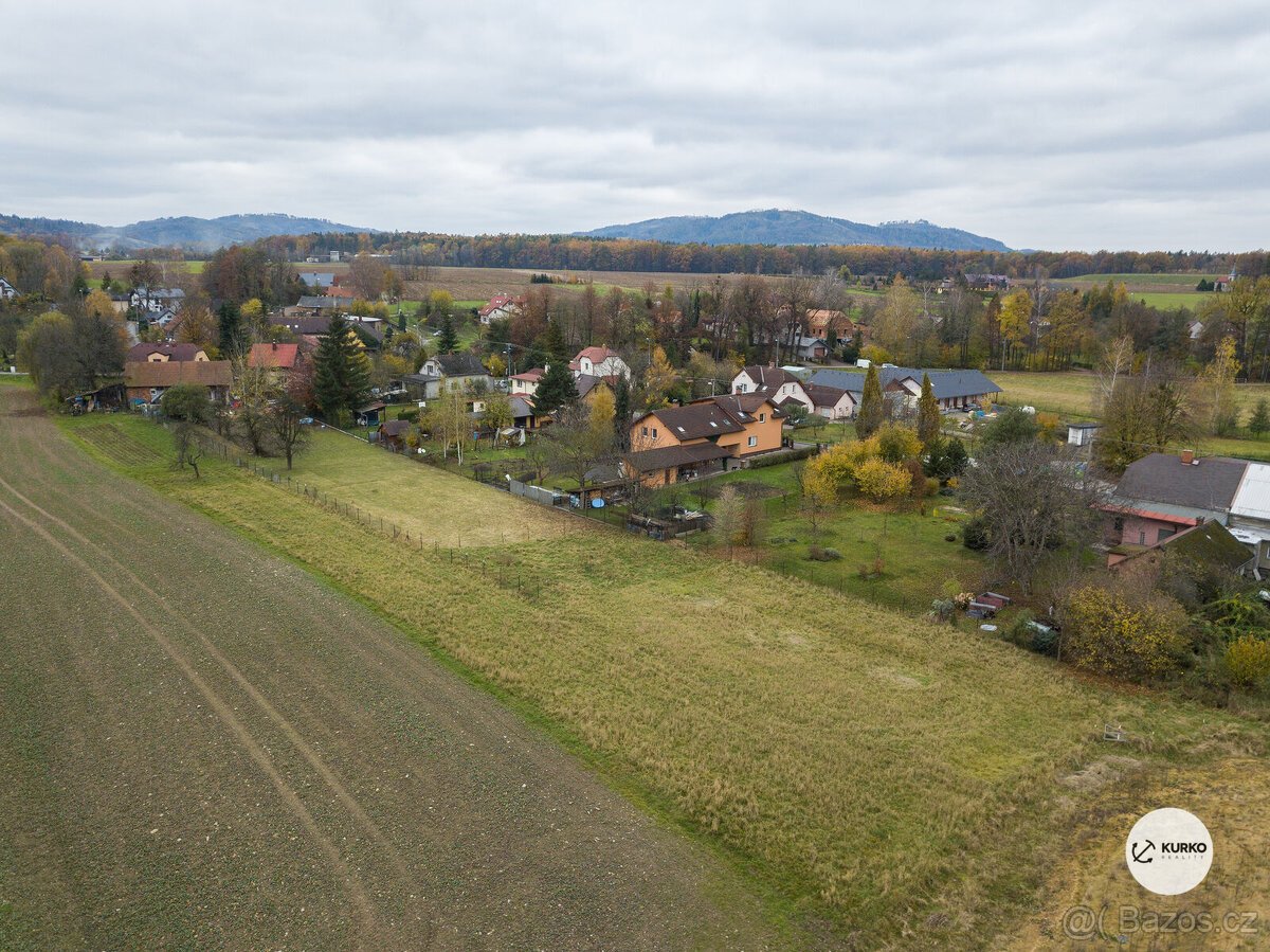 Pozemek o výměře 2940 m2 pro komerční využití ve Frýdku-Míst