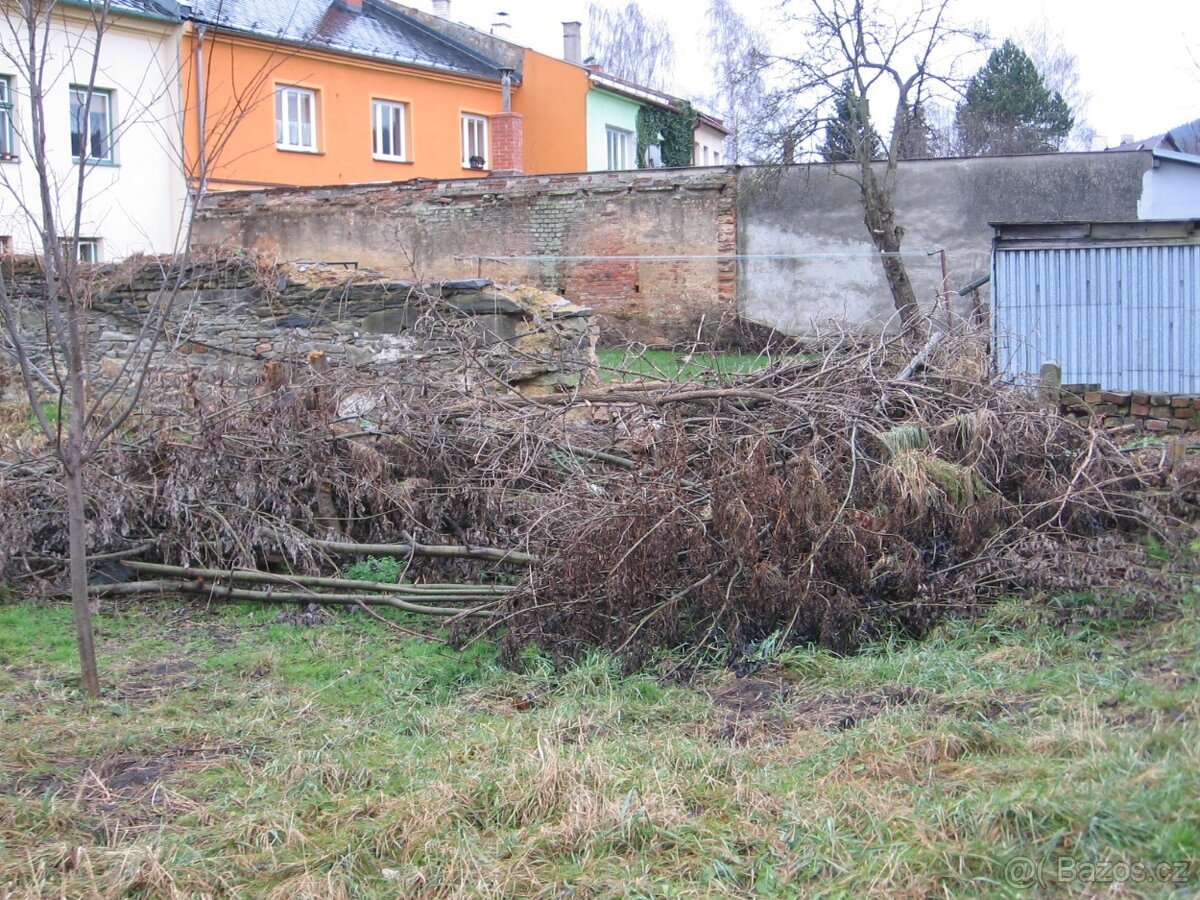 Zahrada - Stavební pozemek