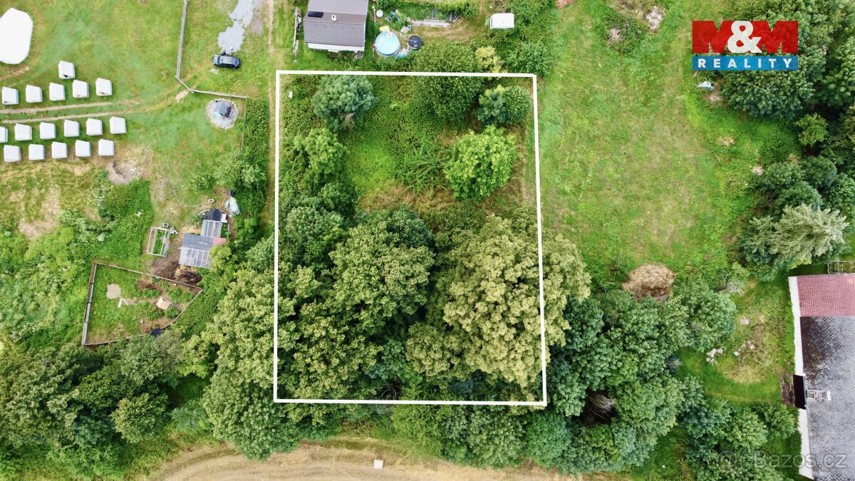 Prodej pozemku k bydlení, 1795 m², Bystřice