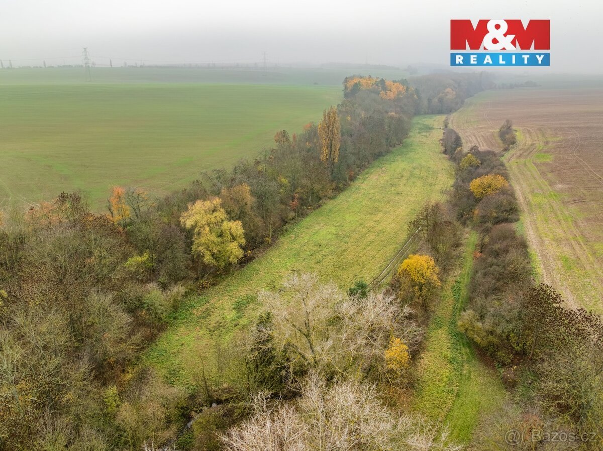 Prodej pole, 8999 m², Klobuky