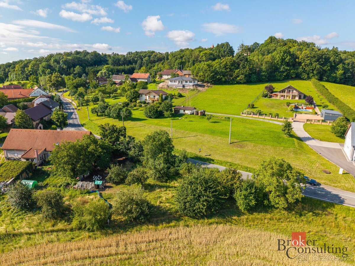 Prodej, pozemky/bydlení, 1048 m2, Vysoký Újezd , Hradec Král