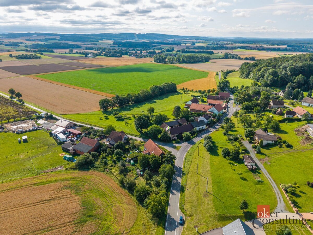 Prodej, pozemky/bydlení, 1048 m2, Vysoký Újezd , Hradec Král