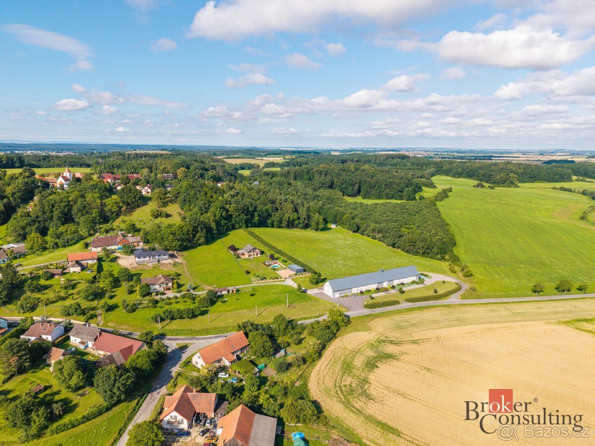 Prodej, pozemky/bydlení, 1048 m2, Vysoký Újezd , Hradec Král
