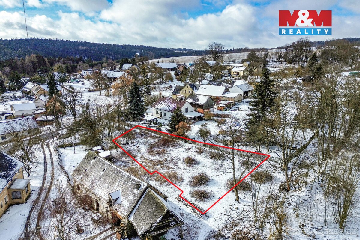 Prodej pozemku k bydlení, 817 m² + 295 m² Bezvěrov, Služetín