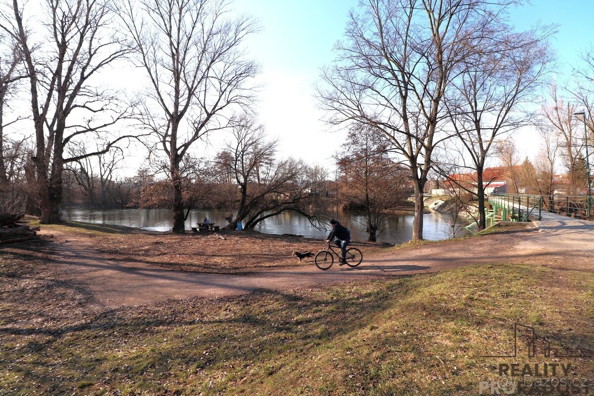 Pozemek 1 283 m² – Oblekovice (Znojmo) | Klidná krajinná lok