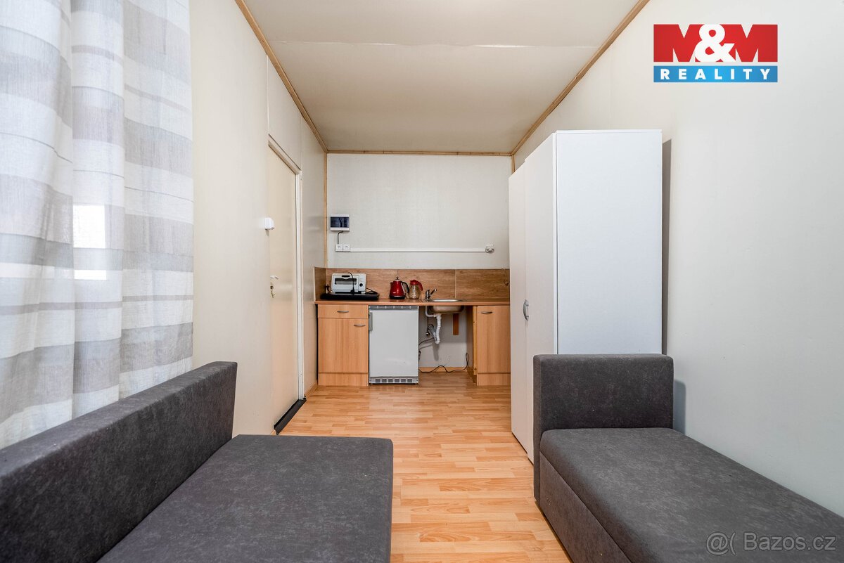 Prodej pozemku k bydlení, 885 m², Jíkev